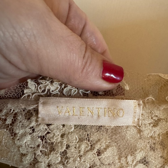 Valentino Soft White Lace Top - Picture 6 of 10